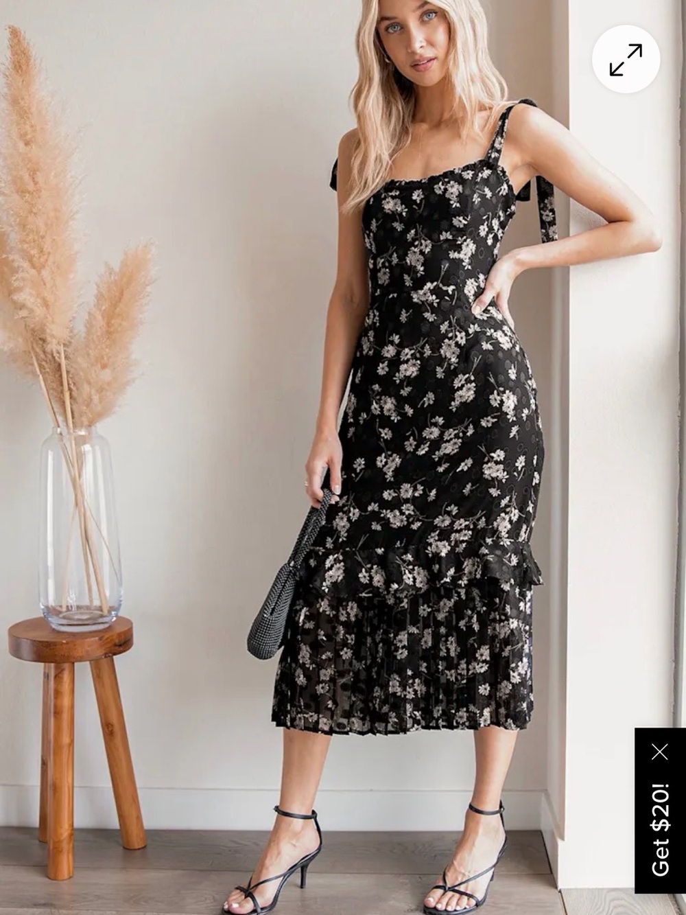 Lulu's Black Floral Tie-Strap Midi Dress
